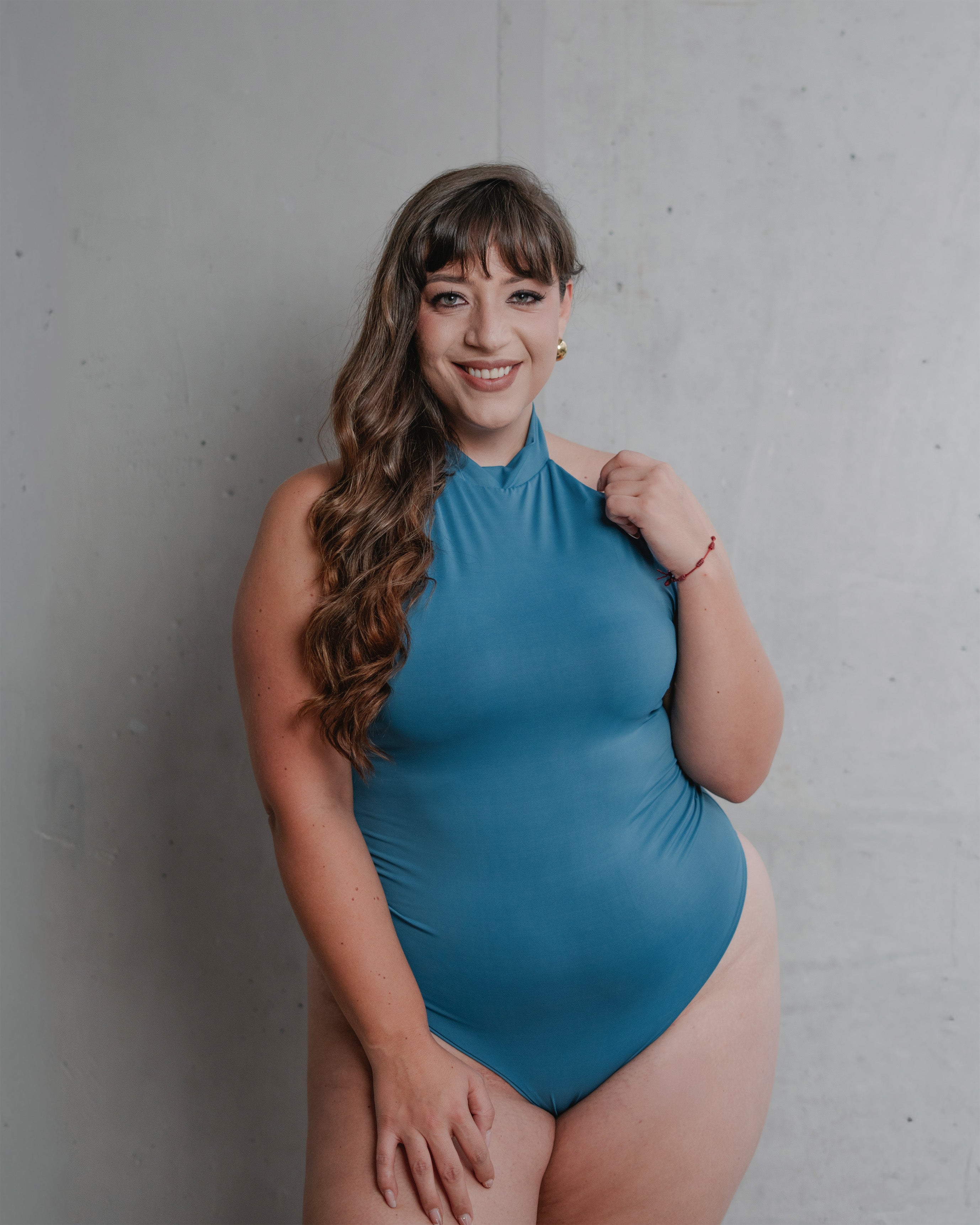 Body cuello halter sin mangas