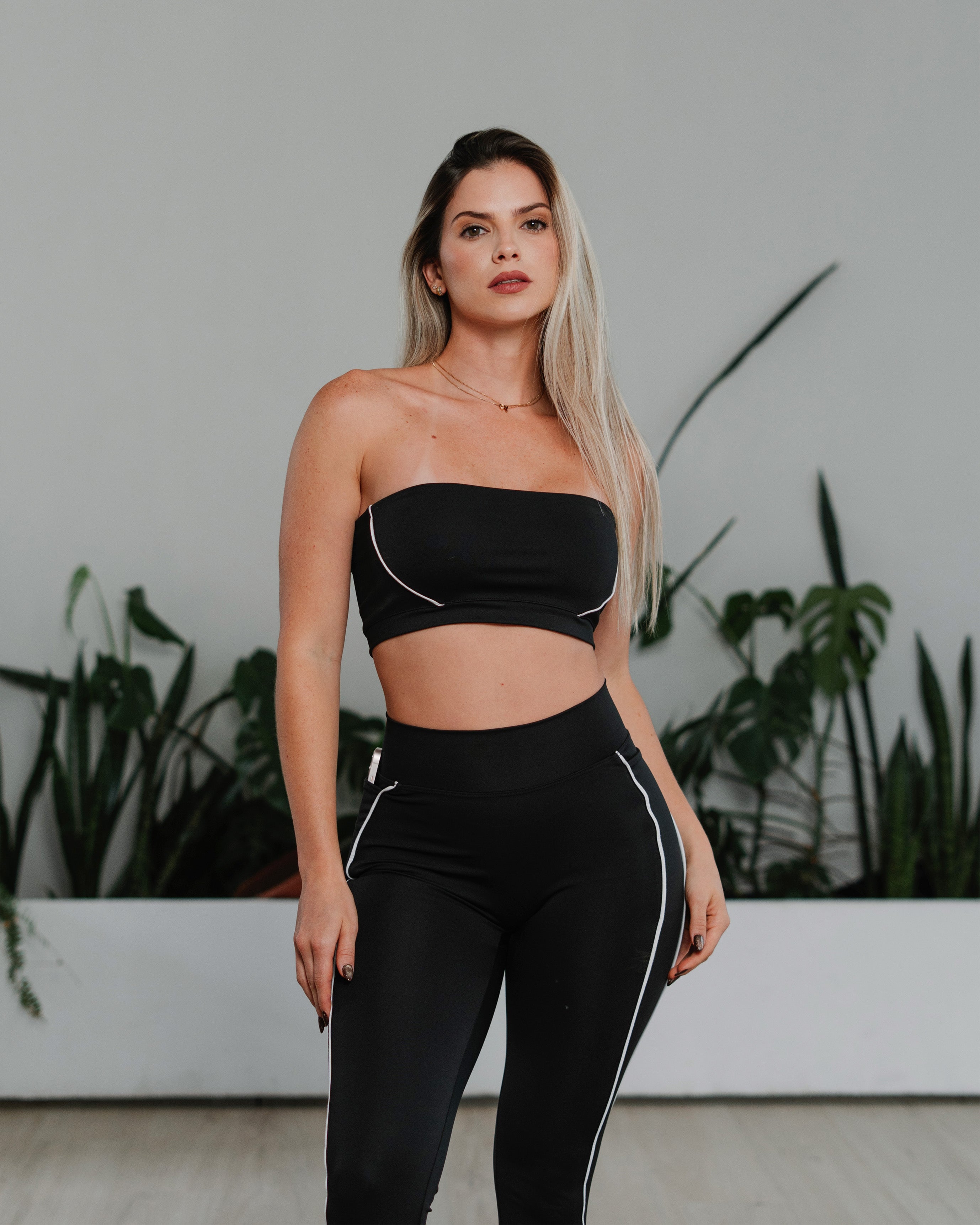 Conjunto deportivo top y leggins